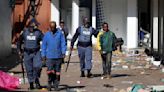Sudáfrica despliega el ejército para sofocar disturbios tras encarcelamiento de Zuma