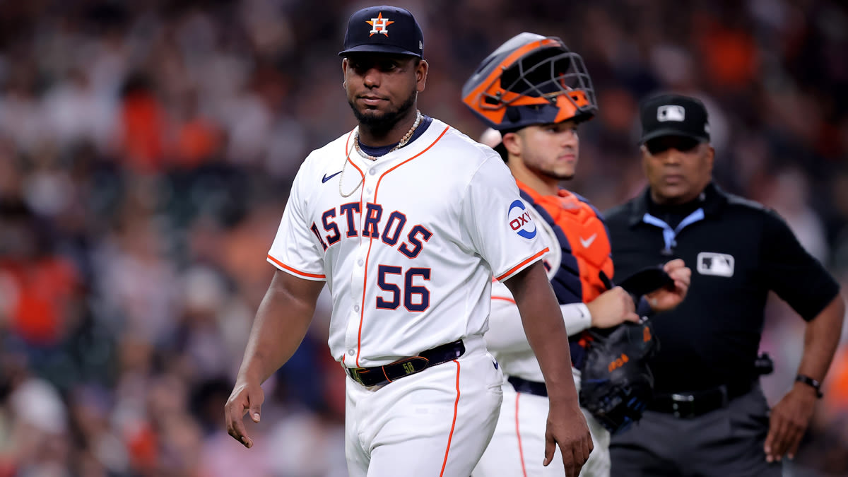 Astros' Blanco ejected vs. A's after foreign substance found on glove