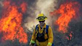 Bomberos del Condado de San Bernardino atacan incendio de vegetación en el área de Oro Grande - La Opinión