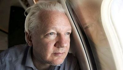 WikiLeaks founder Julian Assange stops in Bangkok on his way to US court and later freedom | World News - The Indian Express