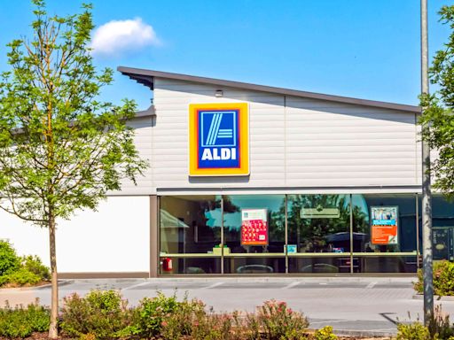 5 ALDI Finds Under $4 That I’m Stocking up on While They Last (Especially for the Holidays)