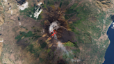 Satellites watch lava flows of Italy's Mount Etna volcano eruption (image)