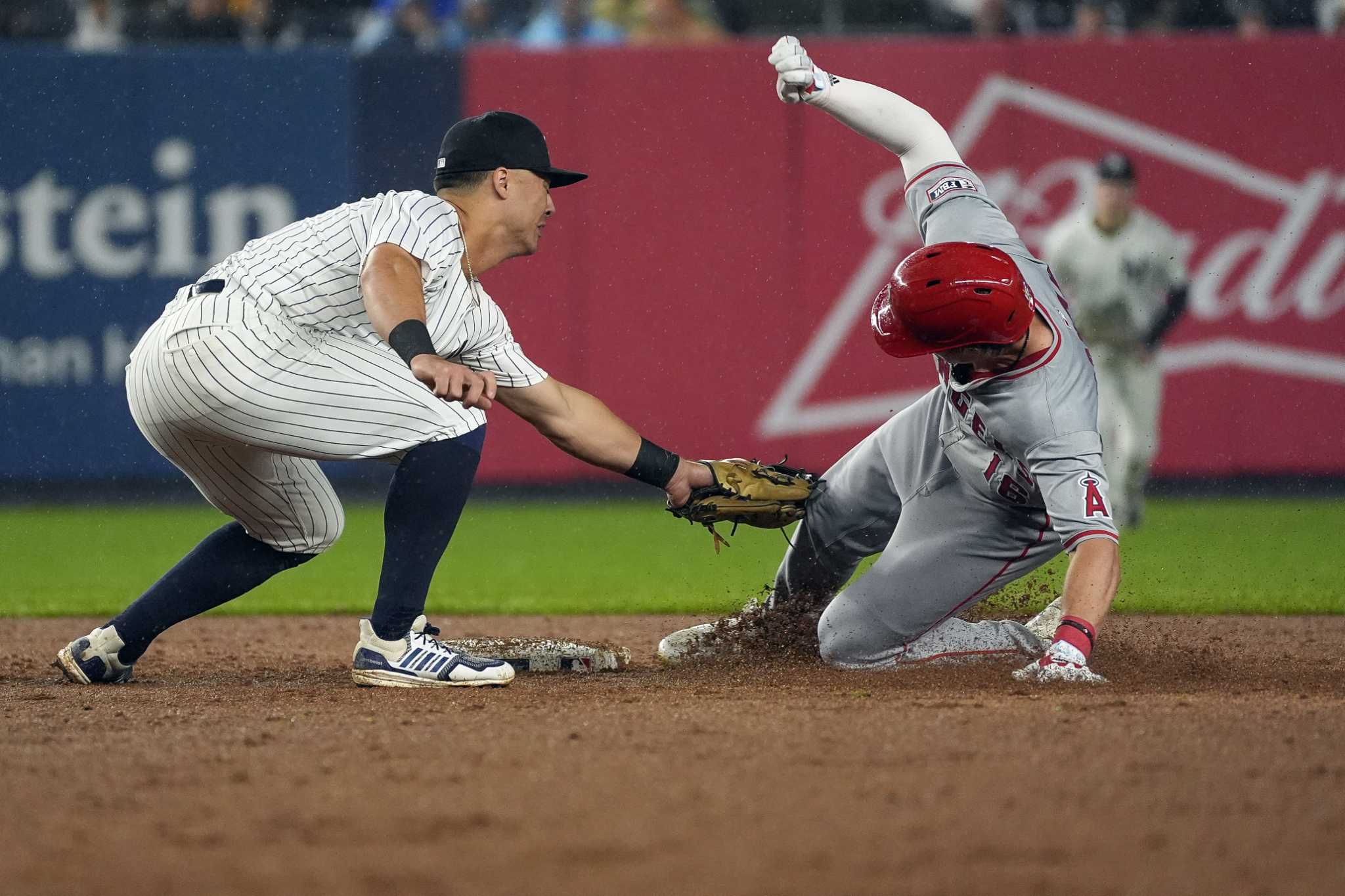 Yankees shortstop Anthony Volpe leaves game versus Angels with a bruised left foot