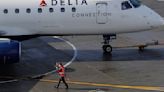 Two Delta planes clip wings on taxiway at MSP