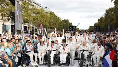 JO 2024 : les meilleurs moments de la « Parade des champions »