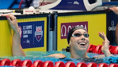 Video: A shocked Gretchen Walsh discovers she broke the 100-meter butterfly world record