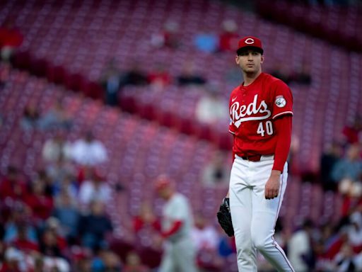 Reds Place Nick Lodolo On Injured List, Recall Yosver Zulueta For MLB Debut