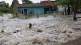 Desastre ambiental, fuertes lluvias han obligado a declarar calamidad pública en dos departamentos