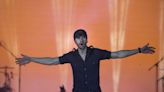 Enrique Iglesias shared a video of him kissing a fan. Now the Internet is all confused