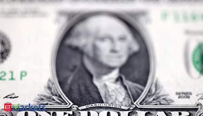 Dollar trades sideways as markets wait for central bank, economic news - The Economic Times