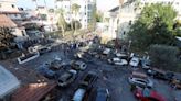 Biden dice que militantes de Gaza parecen estar tras explosión y aumentan las protestas