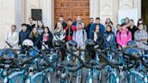 La UNL entregó 40 bicicletas a estudiantes para viajar de la facultad a sus residencias