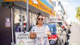Carmen Yolanda es la “reina de los billetes” en San Sebastián