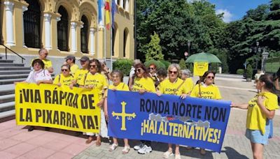 La plataforma en contra de la Ronda Norte intenta sin éxito que Barbón se sume a su causa