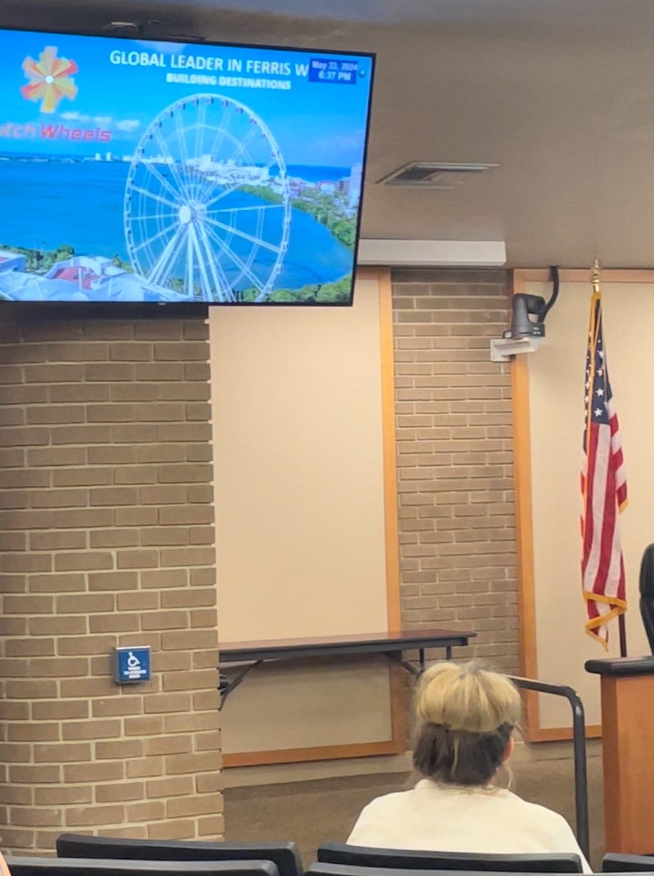 Historic building's color not on preservation meeting agenda, but how about a Ferris wheel?