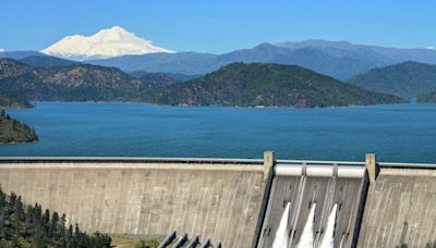 Before-and-after photos show how full California's reservoirs are