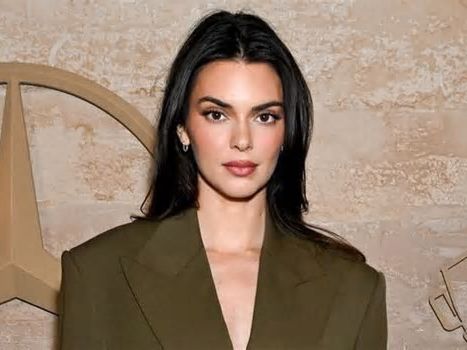 Kendall Jenner Wore Phoebe Philo To The Mercedes-Benz G-Class Electrifies Los Angeles World Premiere