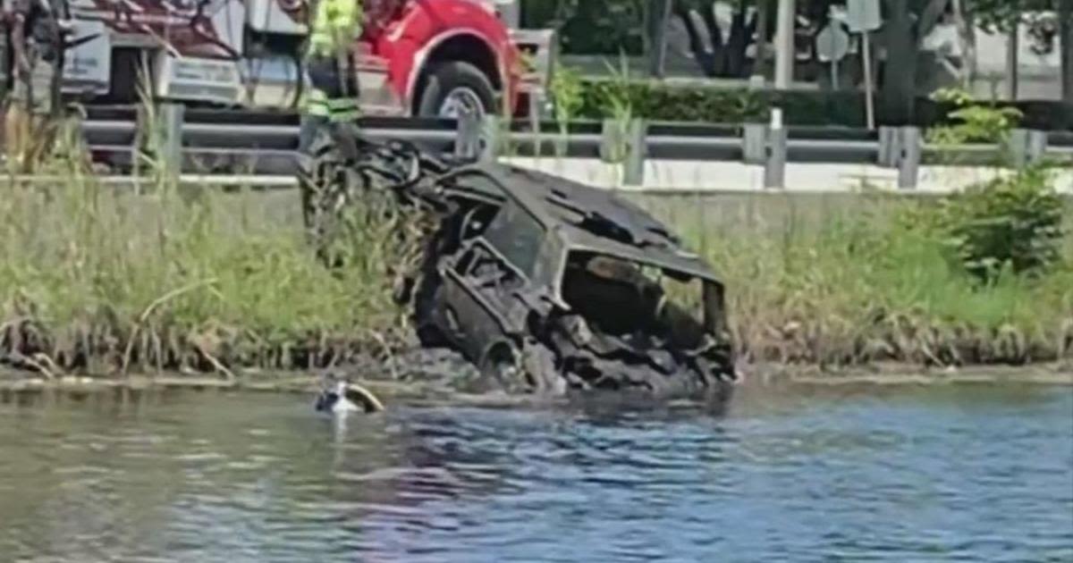 Remains of 3 people linked to decades-old cold cases found in cars pulled from Plantation canals