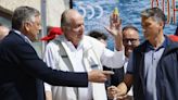 La llegada de Juan Carlos I al club náutico de Sanxenxo