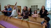 'A casa é sua': Brazilian immigrants find unlikely home at Huntingdon Valley church