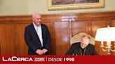 José Luis Vega y monseñor Ruiz Martorell firman tres convenios de colaboración entre Diputación y Obispado