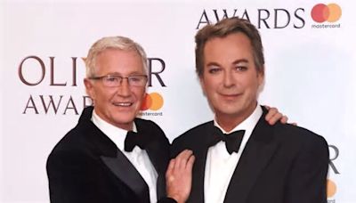 Paul O'Grady's friend Julian Clary pauses live show as he shares his final texts from late star