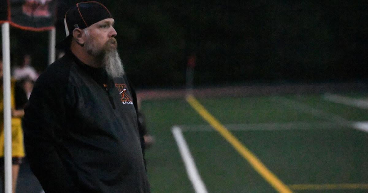 Kalama girls soccer loses 1st league game in 3 years to coach's former team