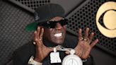 Flavor Flav orders entire Red Lobster menu to save 'one of America's greatest dining dynasties'