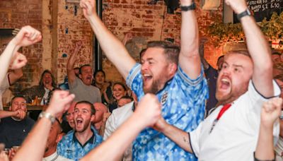 PHOTOS: Salisbury crowds celebrate England semi-final Euro 2024 win