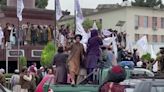 Los talibanes extreman sus medidas contra las mujeres en Afganistán: ahora también les prohíben acceder a parques y a gimnasios