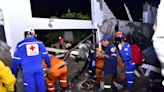 Teto cai durante festa de casamento, mata dama de honra e deixa ao menos 20 feridos, na Colômbia; vídeos