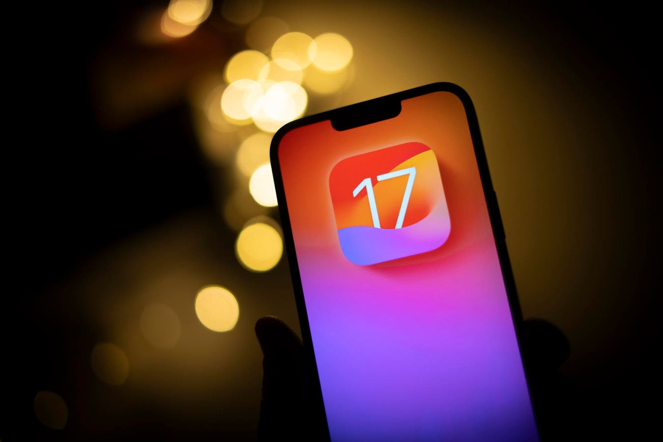 iOS 17.5.1: Apple Fixes Frustrating iPhone Photos Glitch