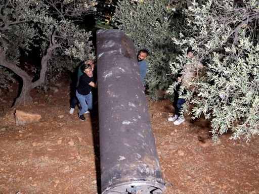 Why did Iran launch 180 missiles at Israel? How did the attack unfold?