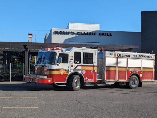 Ottawa firefighters put out washroom fire in Orleans Moxies