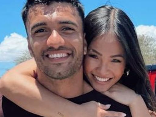 'Bachelorette' Jenn Tran Reunites With Jonathon Johnson After Devin Strader Drama - E! Online