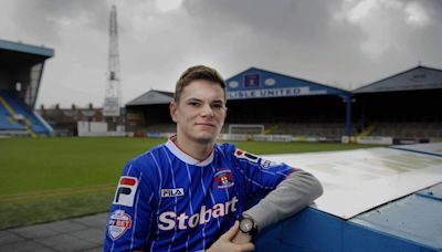 Former Carlisle United loan man makes Premier League move