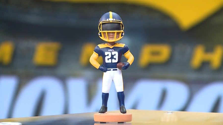 Showboats kick-off weekend with bobblehead giveaway ahead of meeting with Stallions