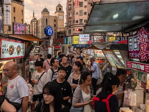 Taiwan Turns to Southeast Asian Tourists as Chinese Stay Away