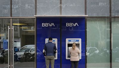 BBVA’s Hostile Bid Breaks Rule, Sabadell Says as Spat Escalates