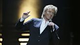Barry Manilow to make final Fort Worth curtain call this summer. Here’s how to buy tickets
