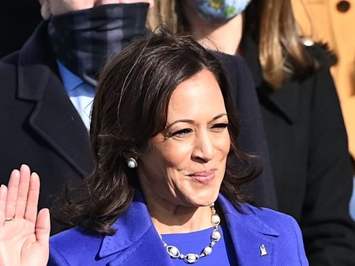 The Simpsons viral meme compares Kamala Harris in purple suit to Lisa