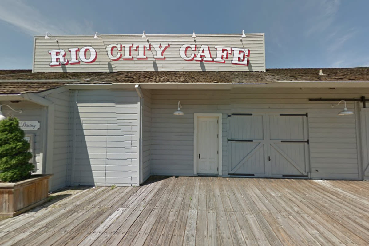Iconic Rio City Cafe to Shut Down After 30 Years on Old Sacramento Waterfront