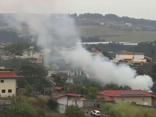 Un avión con 62 personas a bordo se estrella en Brasil: primeras imágenes de la tragedia