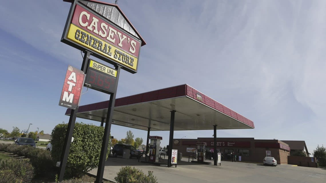 Midwest convenience store chain will add nearly 150 Texas stores in $1.1 billion deal