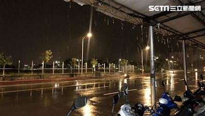 快訊／雨勢升級！11縣市豪、大雨特報 雨勢警戒到入夜