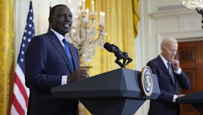 Biden stumbles through press conference with Kenyan president: ‘What was my question?’