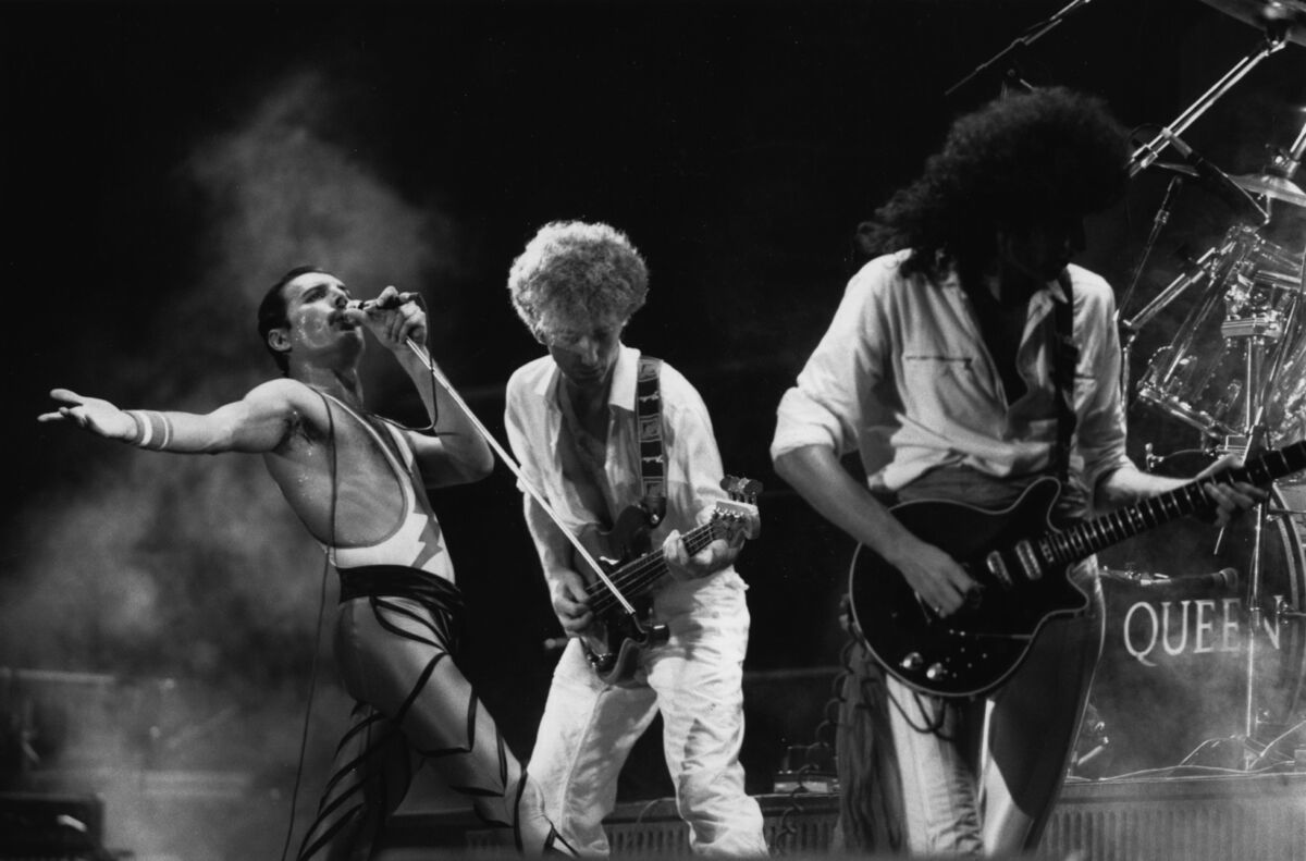 Sony in Talks to Buy Queen’s Music Catalog in Potential $1 Billion Deal