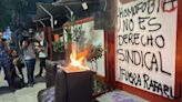 Activistas LGBT vandalizan oficinas del Sindicato del Infonavit