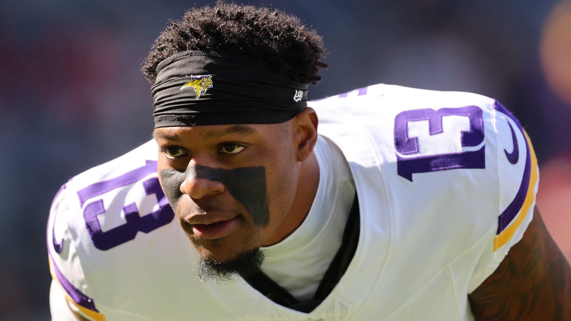 Vikings move N'Keal Harry from wide receiver to tight end