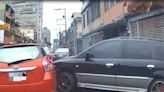 "玩命關頭"真實上演 轎車逃逸街頭飆速 失控甩尾撞車